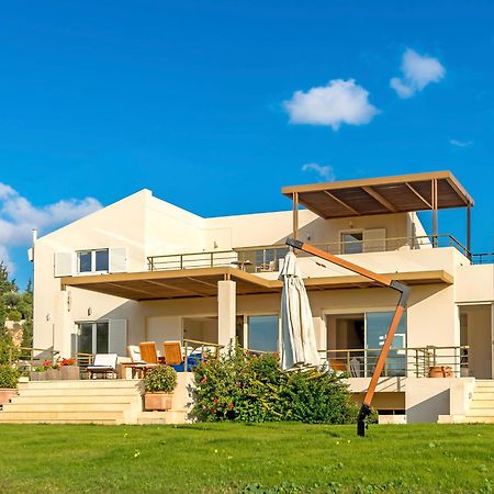 Legrena Beach Villa Szúnio Kültér fotó