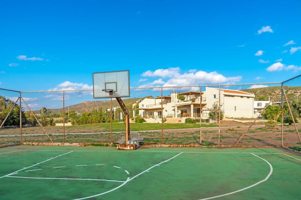 Legrena Beach Villa Szúnio Kültér fotó