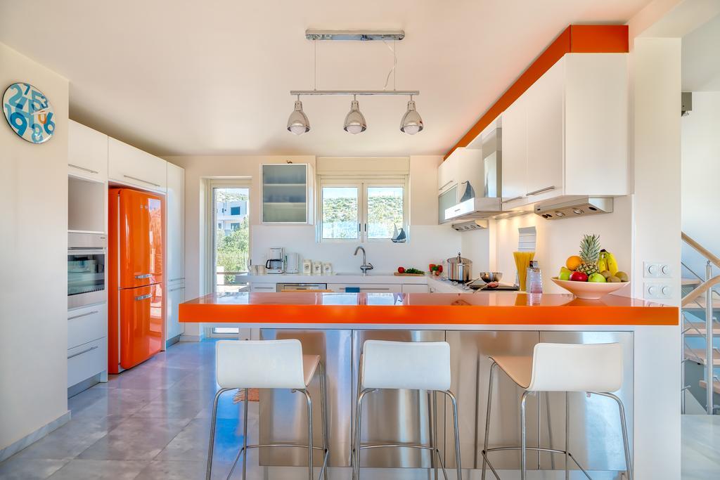 Legrena Beach Villa Szúnio Kültér fotó