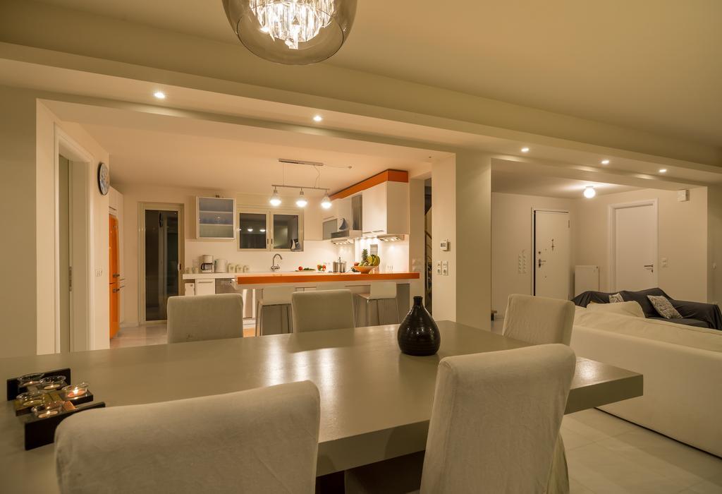 Legrena Beach Villa Szúnio Kültér fotó
